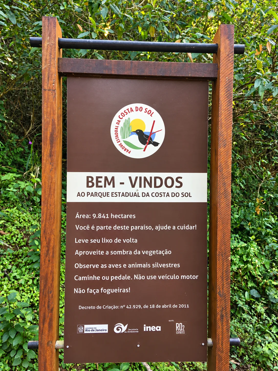 Placa de boas-vindas do Parque Estadual da Costa do Sol